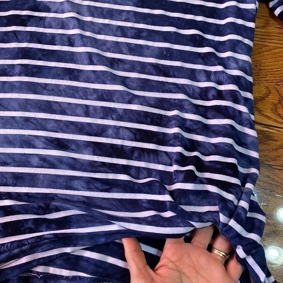 Tribal Shirt Sm. Blue & White Striped & Ti… - Picture 6 of 7